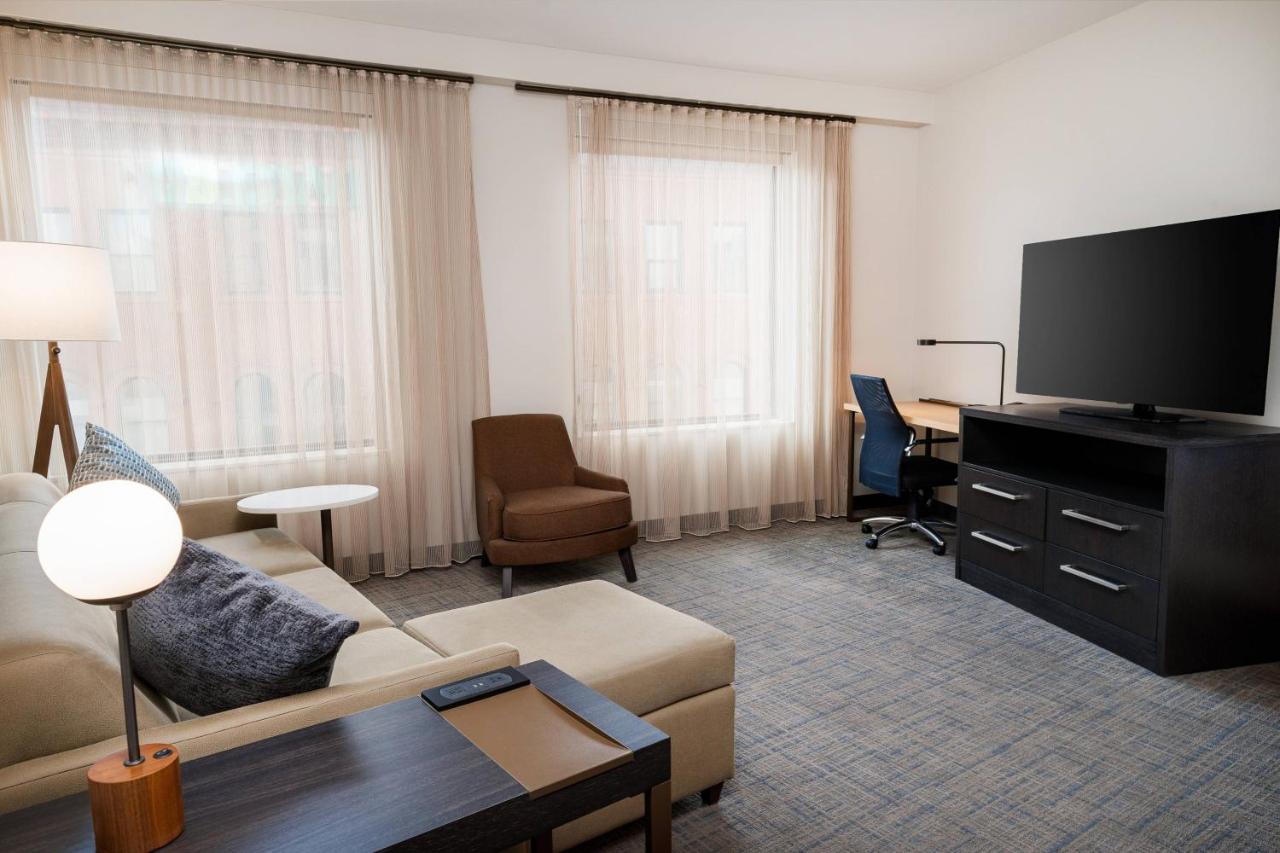 Residence Inn By Marriott Grand Rapids Downtown Екстериор снимка