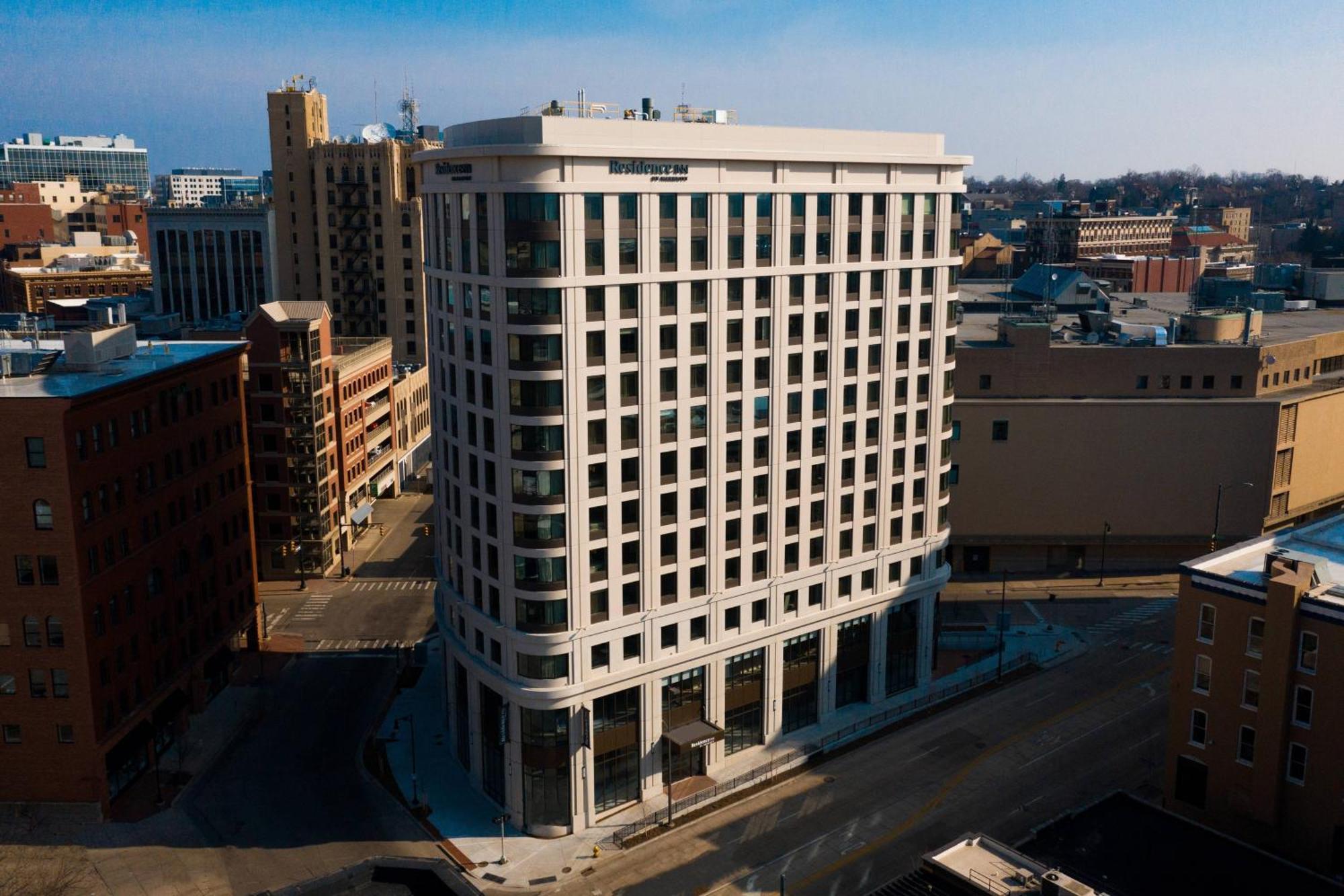 Residence Inn By Marriott Grand Rapids Downtown Екстериор снимка