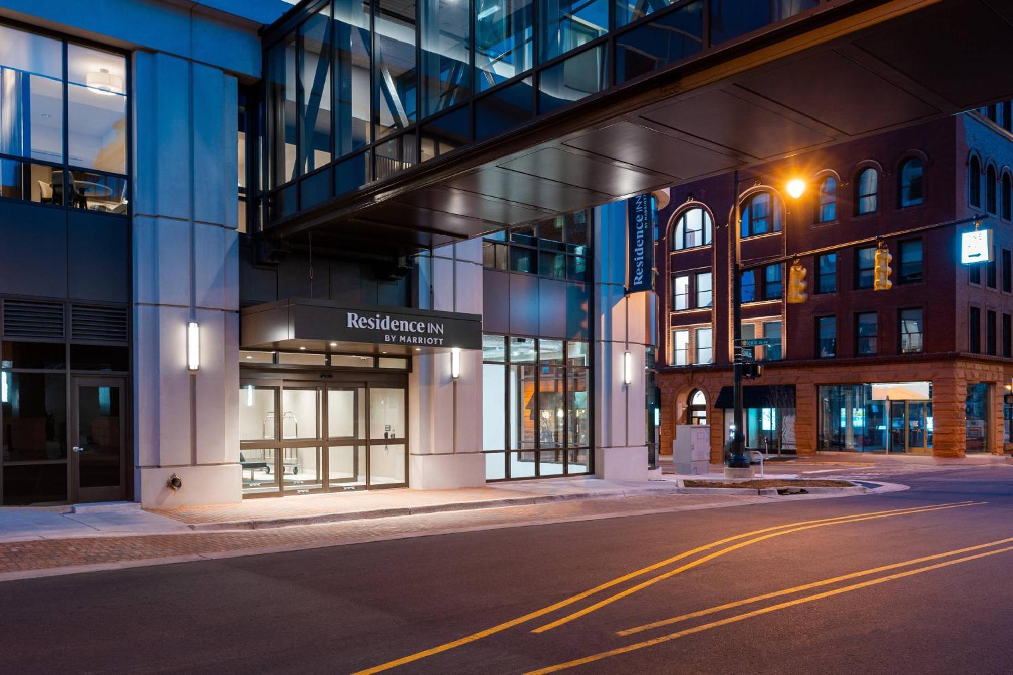 Residence Inn By Marriott Grand Rapids Downtown Екстериор снимка