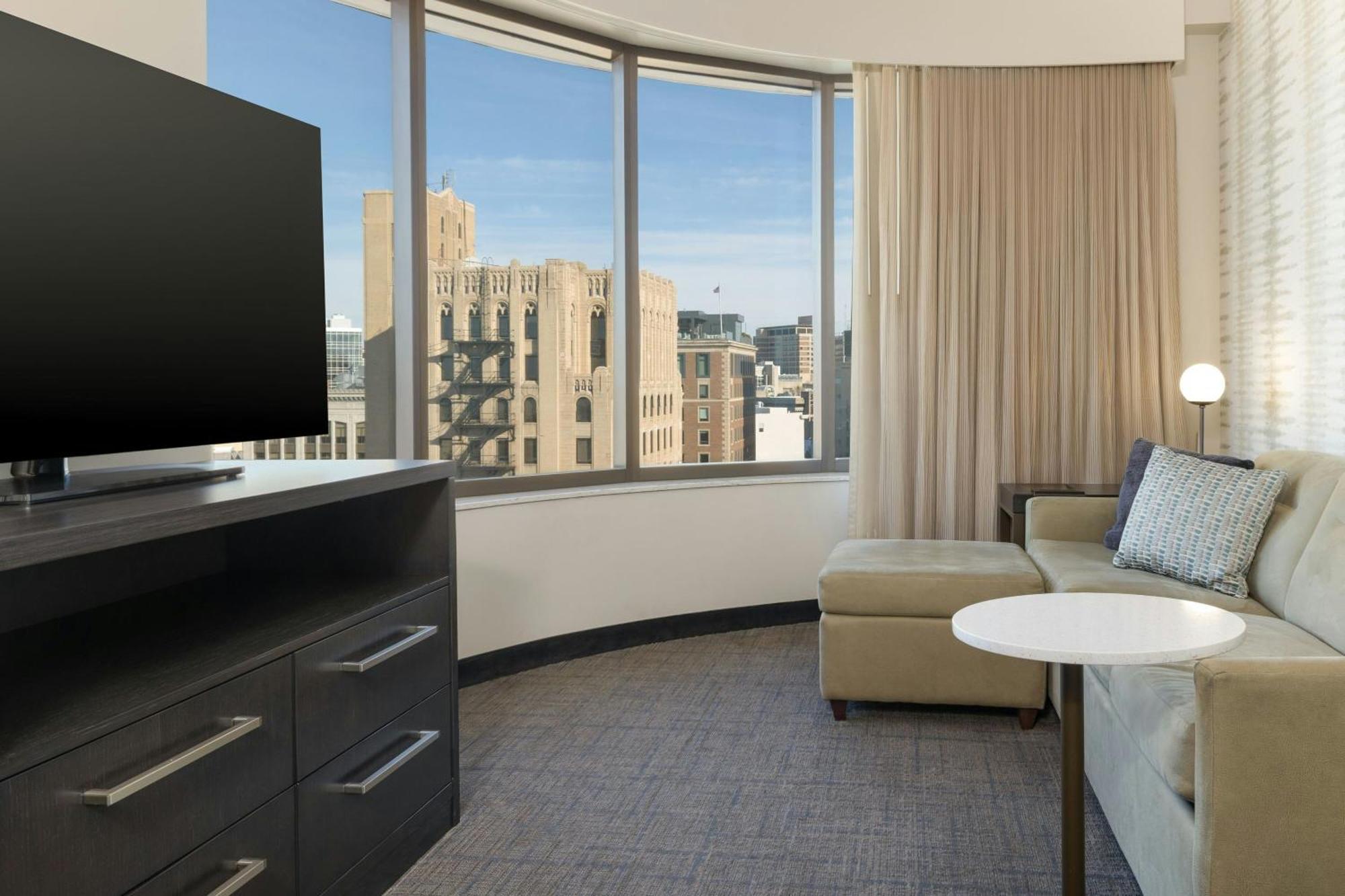 Residence Inn By Marriott Grand Rapids Downtown Екстериор снимка